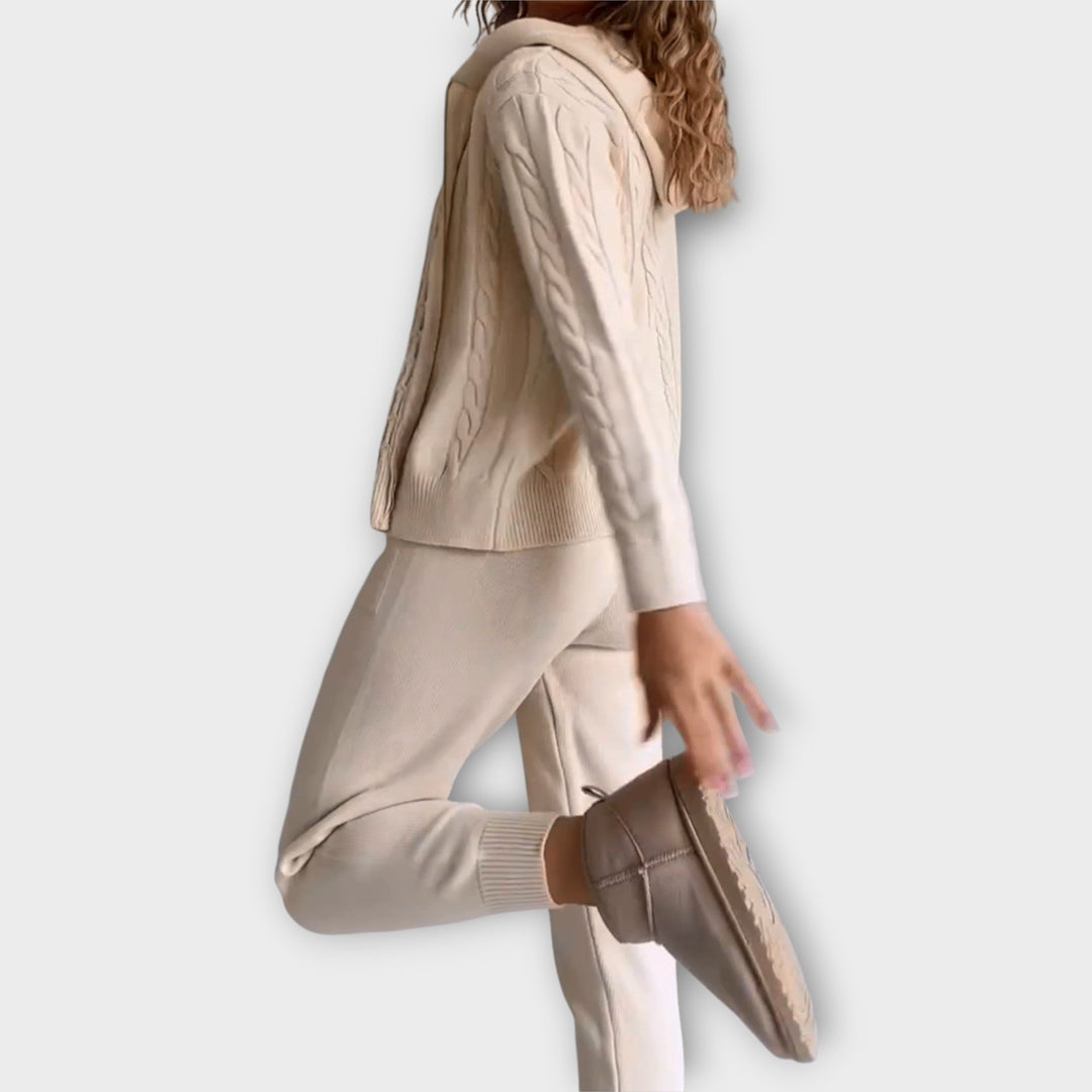 Πλεκτό Σετ με Κουκούλα και Ζακέτα 