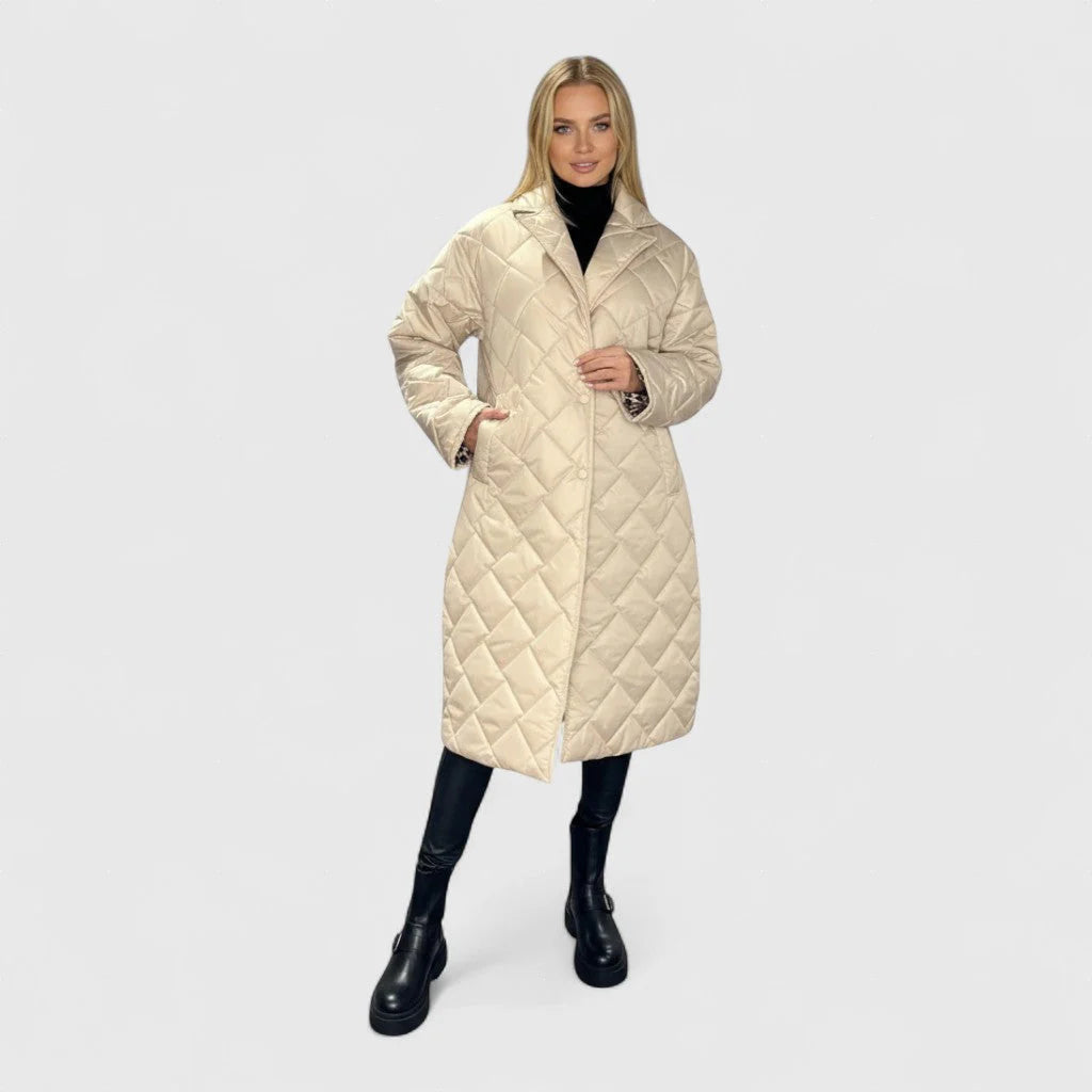 Σεβαστή - Αναστρέψιμο μπουφάν με μοντέρνα γραμμή και πολυτελή αίσθηση