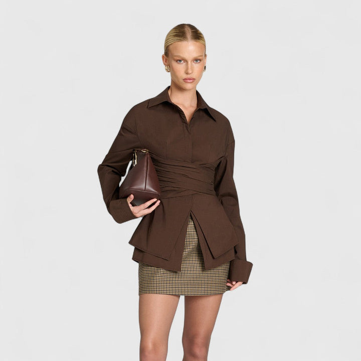 Θεοφανία - Μπλούζα με δαντέλα και V-λαϊμόκοψη για κομψή άνεση και διαχρονικά στυλ