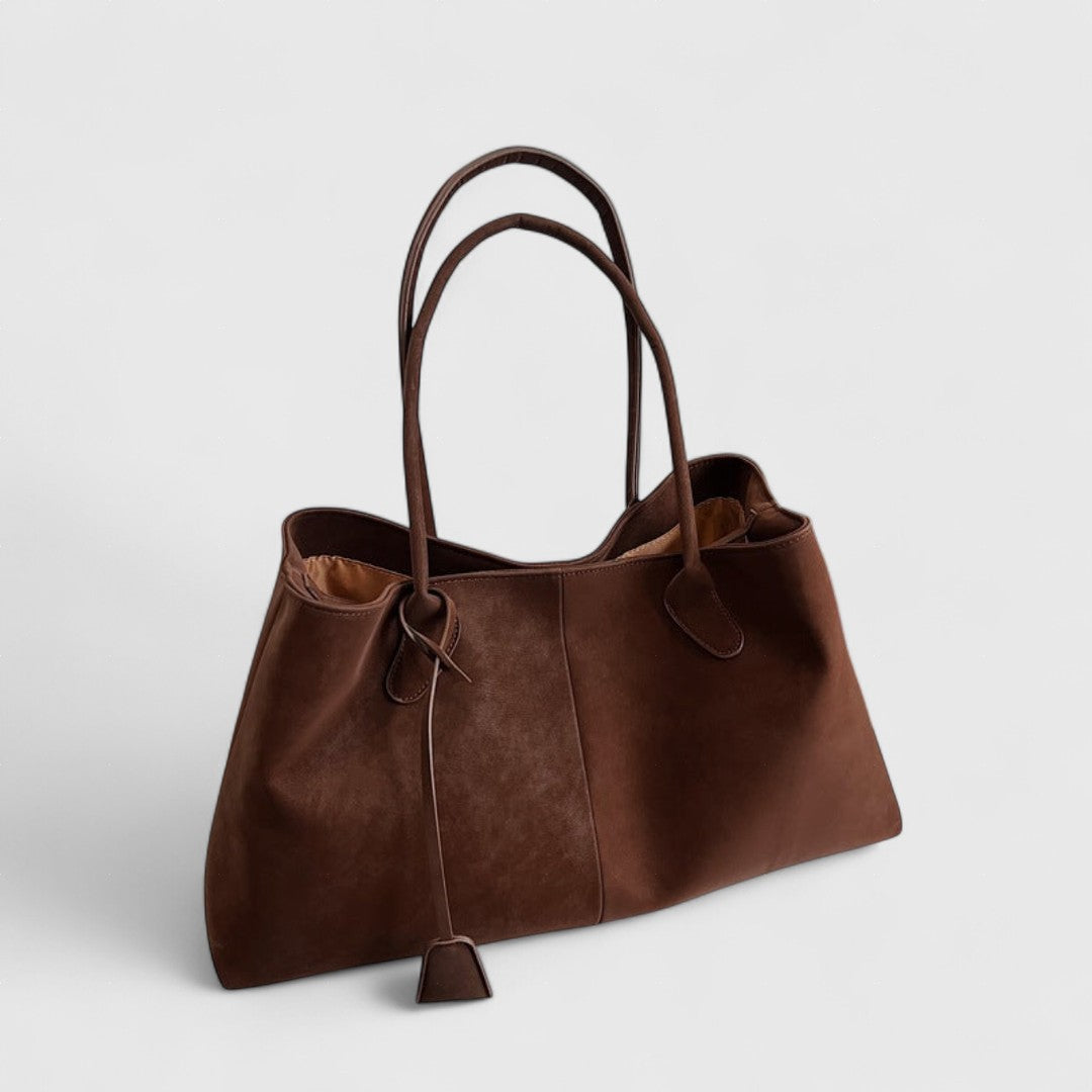 Ναυσικά - Maxi τσάντα με εκλεπτυσμένο design και ευρύχωρη χωρητικότητα