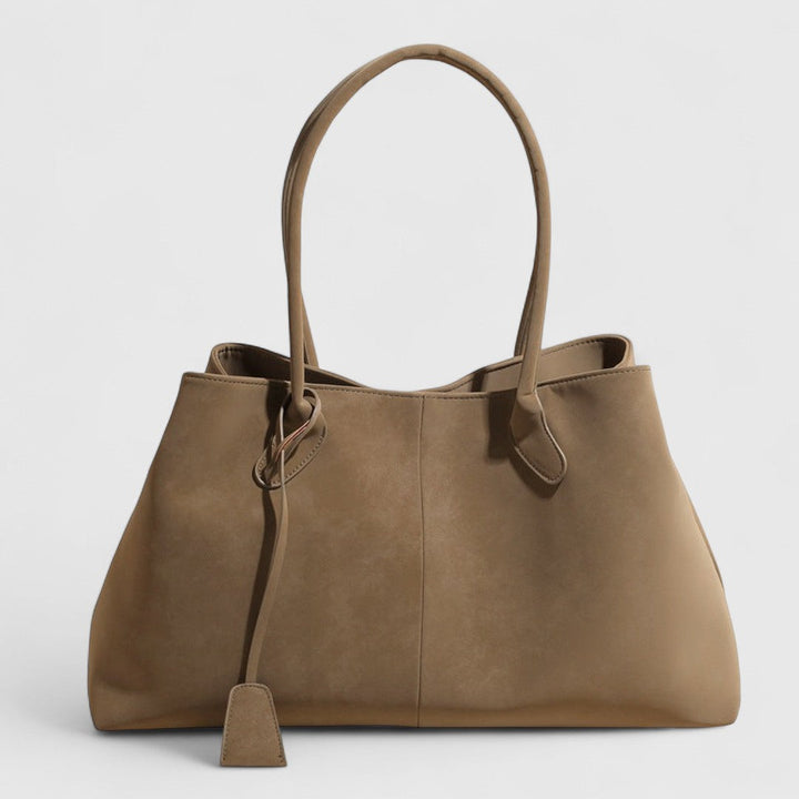 Ναυσικά - Maxi τσάντα με εκλεπτυσμένο design και ευρύχωρη χωρητικότητα