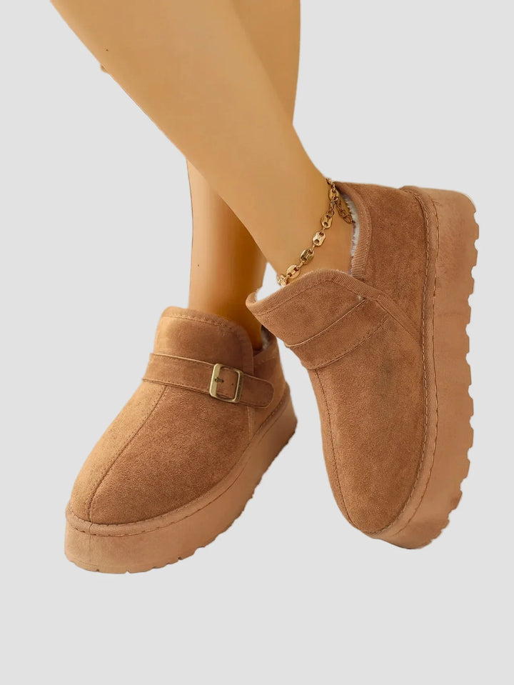 Νικολέτα - Ζεστά μποτάκια με επένδυση από συνθετική γούνα και εμφάνιση σουέτ