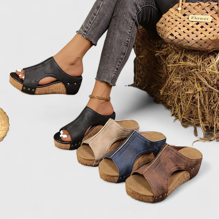 Μαριγώ - Ορθοπεδικά σανδάλια πλατφόρμα με σχεδιασμό κομψό