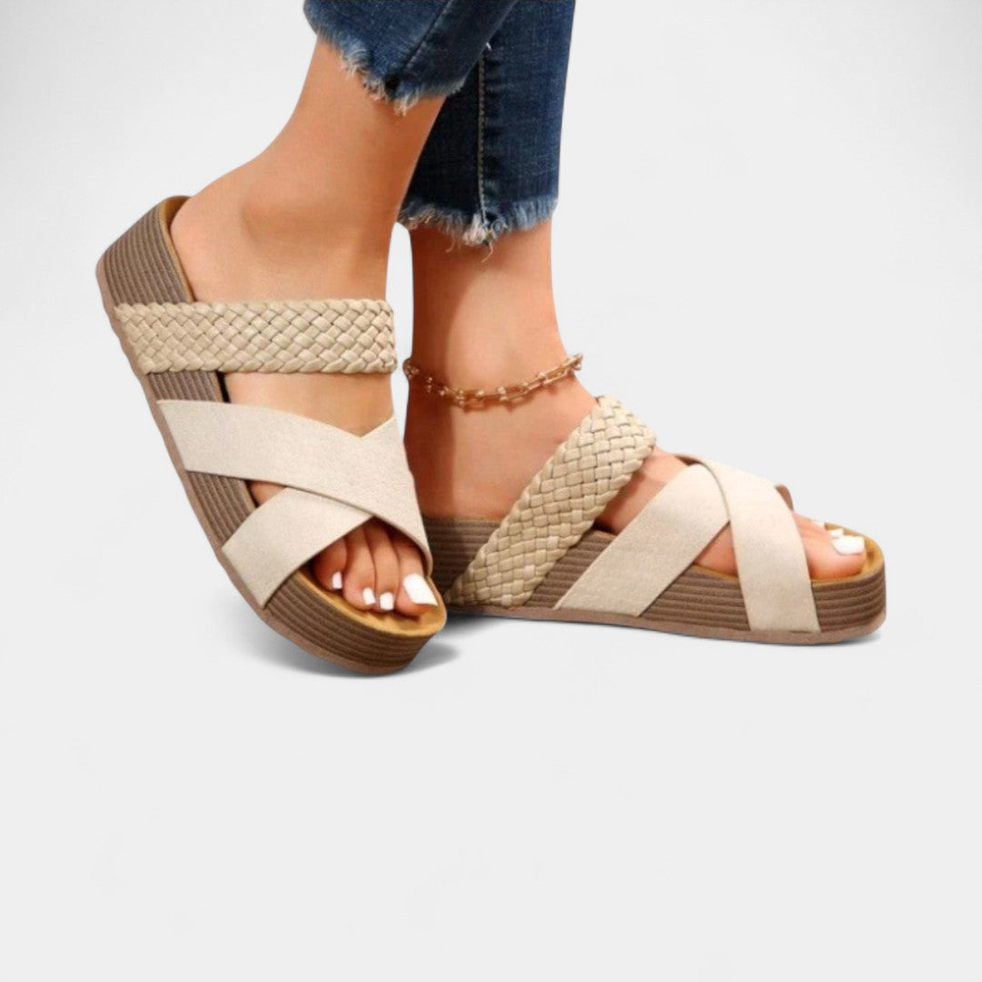 Χριστίνα - Κομψά σανδάλια με άνεση και στήριξη καθημερινά