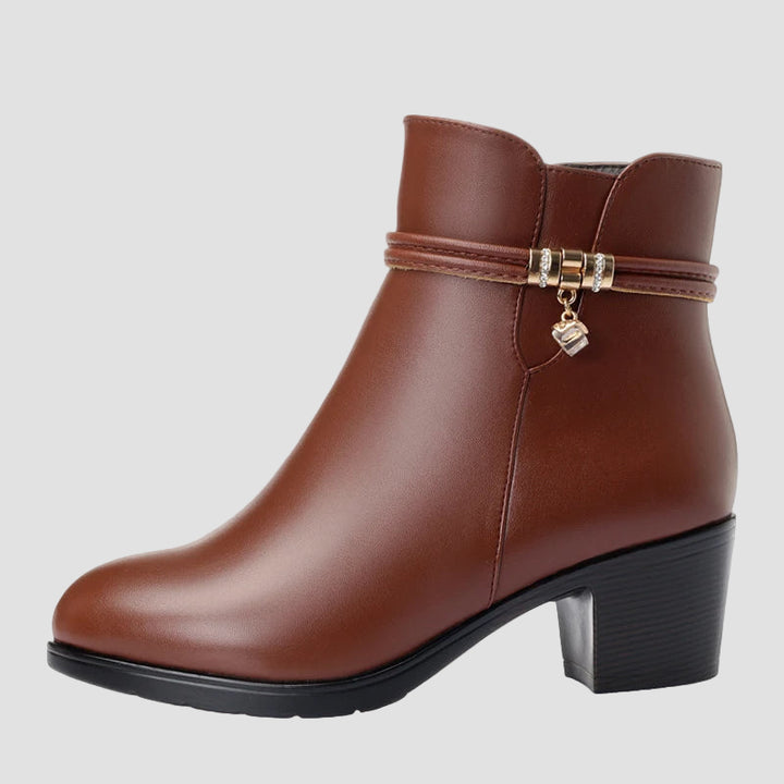 Φρεντέρικα - Κομψές χειμερινές μπότες με φερμουάρ