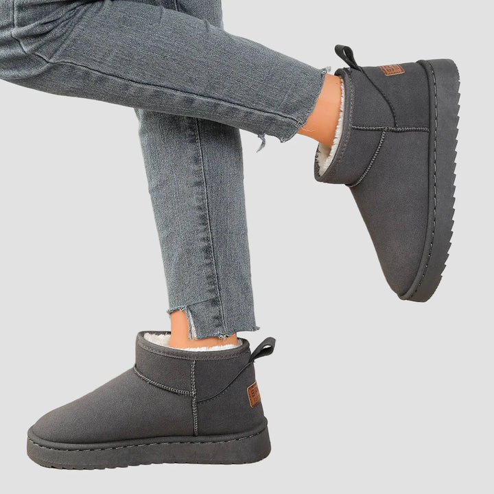 Χρυσούλα - Κλασική άνετη μπότα με βελούδινη επένδυση