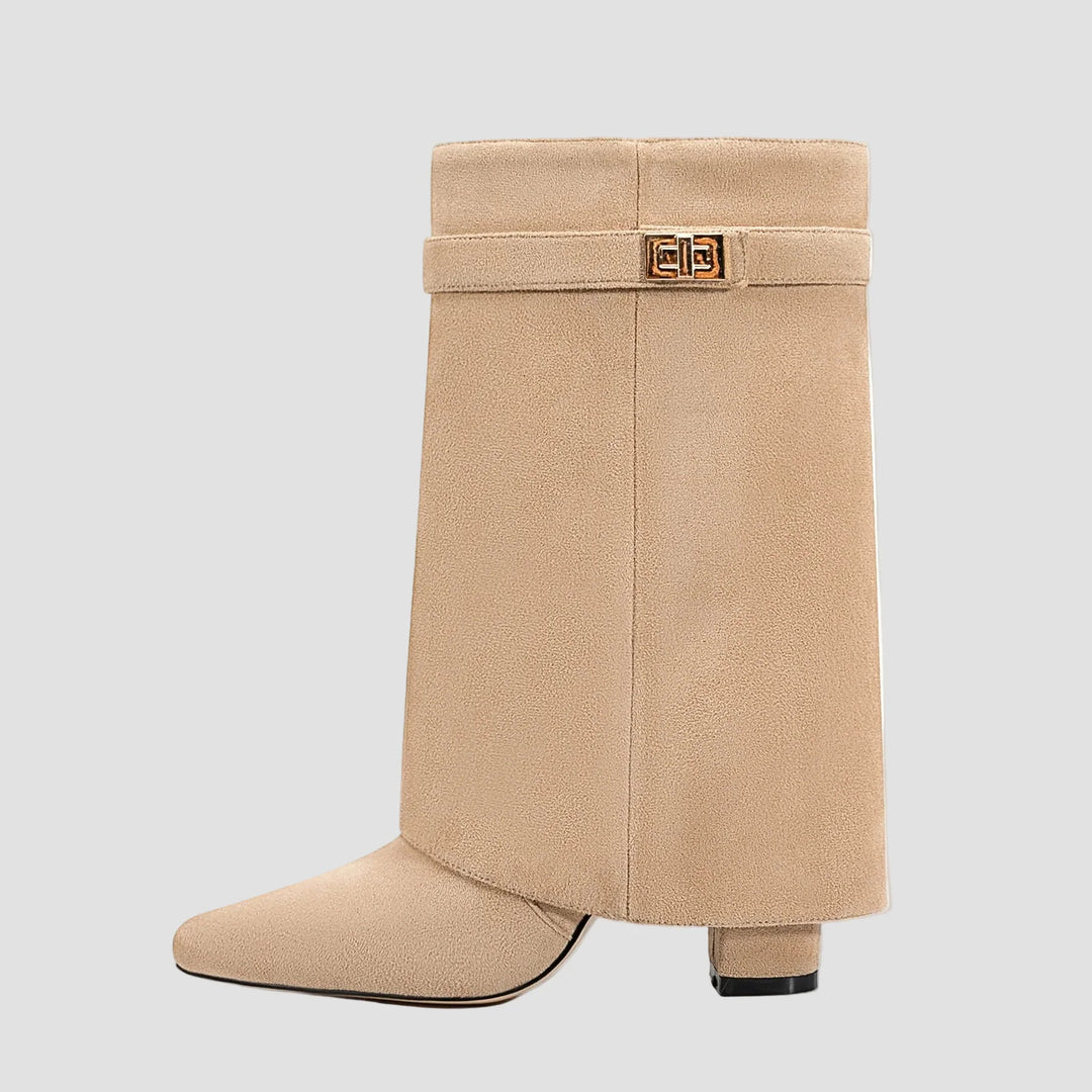 Ψηλές Μπότες με Κομψό Σχεδιασμό