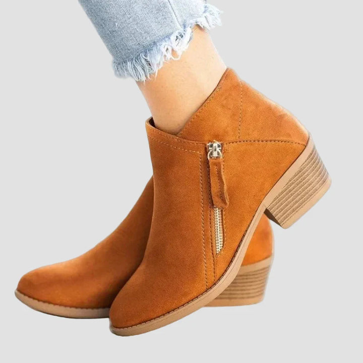 Πρίμιουμ ορθοπεδικές δερμάτινες μπότες με τακούνι για τον χειμώνα