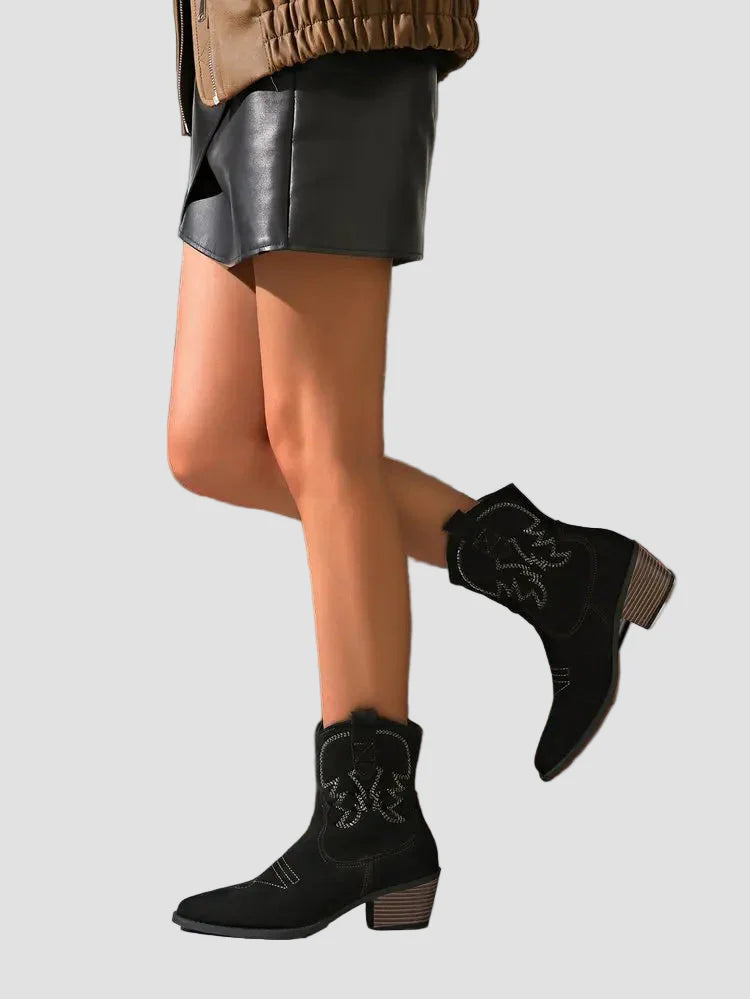 Στυλάτα κεντημένα western μποτάκια