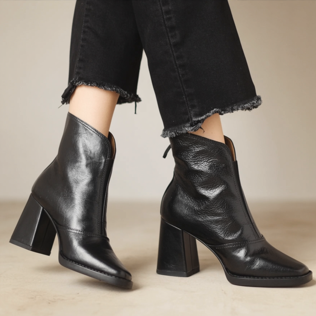 Κλαούντια - Πολυτελη μποτακια με μεσαιο τακουνι