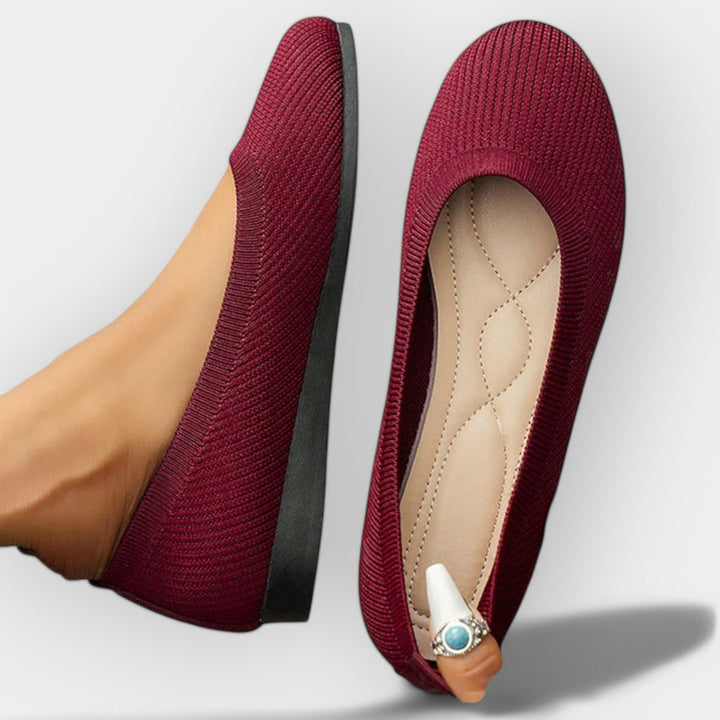 Λιτά Σαντάλια με Διακριτικό Στυλ