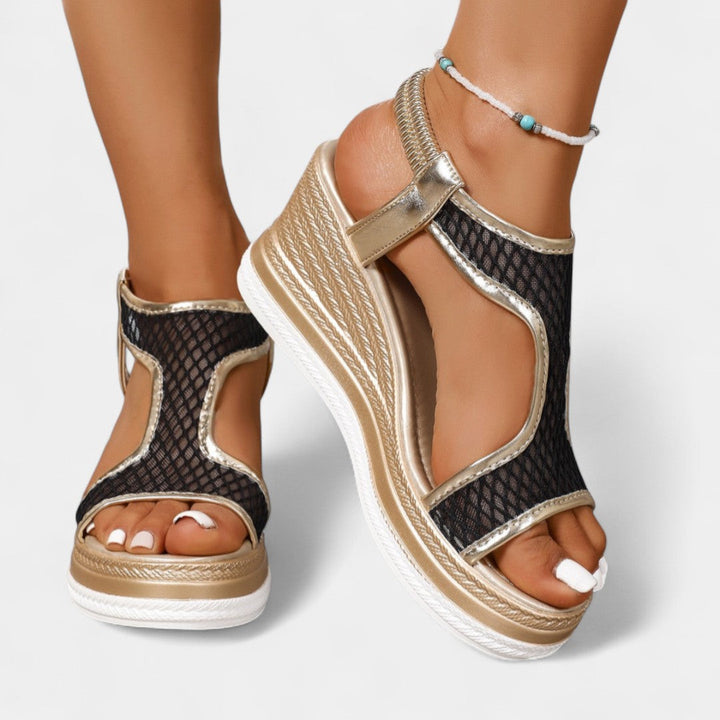 Ηλέκτρα – κομψά ορθοπεδικά πέδιλα με πλατφόρμα για γυναίκες