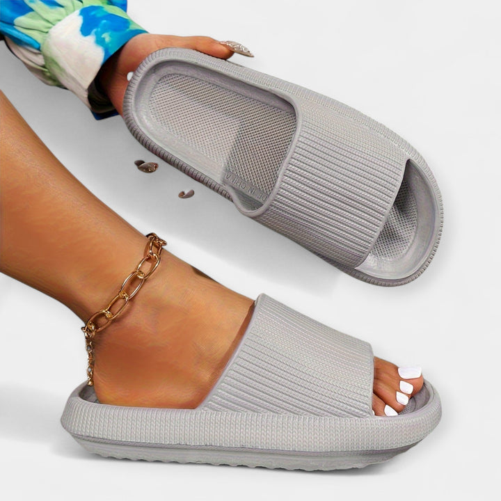 Παντόφλες για Σπίτι & Παραλία