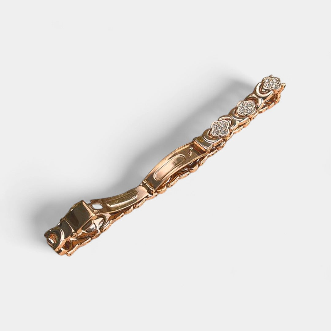 Μαυρέτα - μαγνητικό βραχιόλι χαλκού με κομψότητα και διαχρονική γοητεία