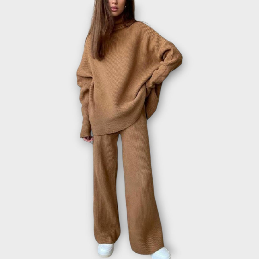 Πλεκτό Σετ με Χαλαρή Γραμμή και Minimal Σχεδιασμό 