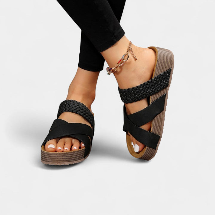 Χριστίνα - Κομψά σανδάλια με άνεση και στήριξη καθημερινά