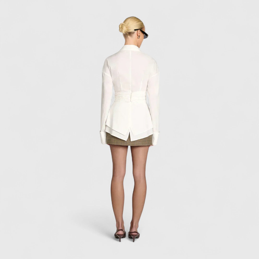 Θεοφανία - Μπλούζα με δαντέλα και V-λαϊμόκοψη για κομψή άνεση και διαχρονικά στυλ